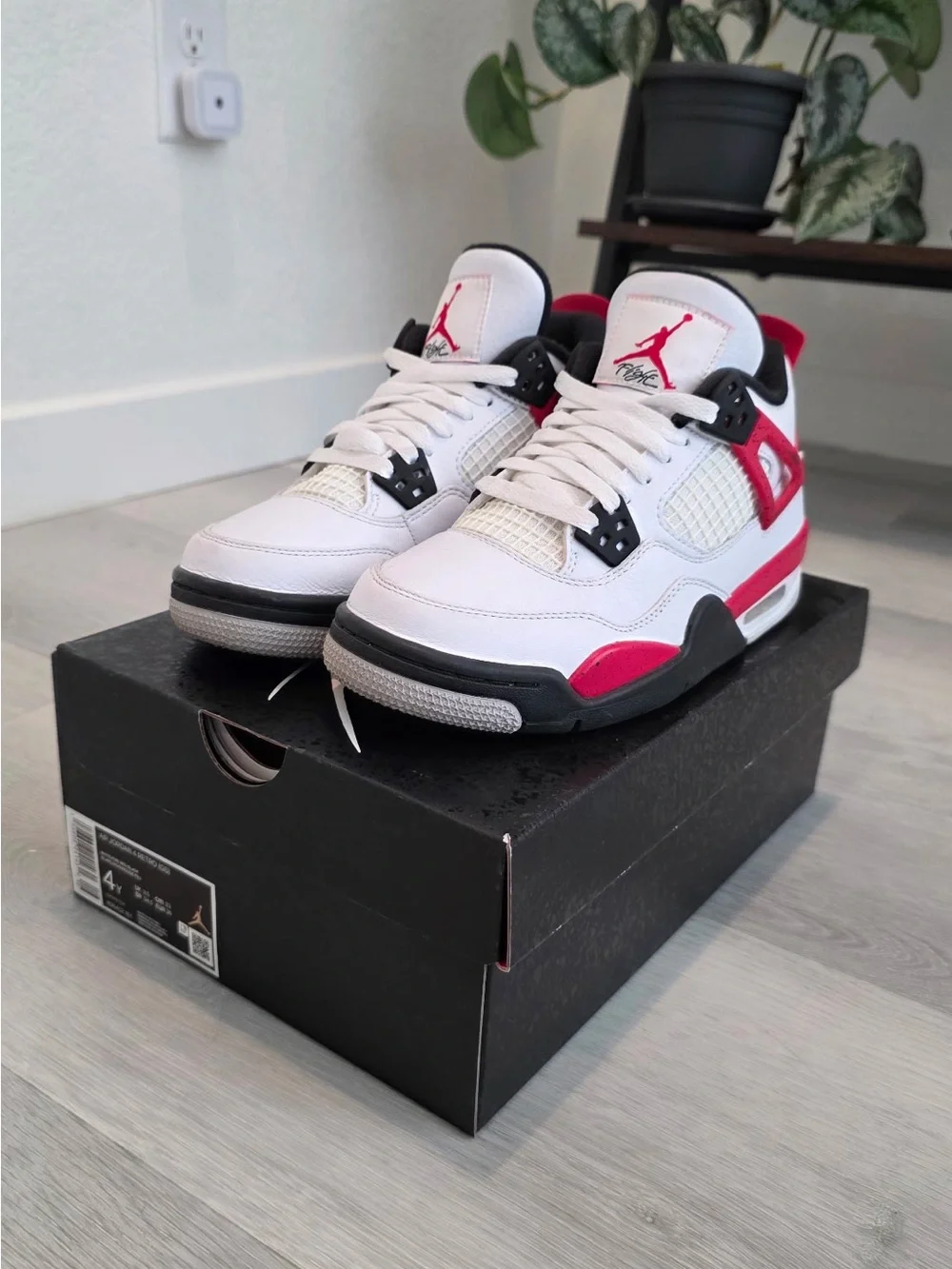 Jordan 4 - Red Cements GS 4Y